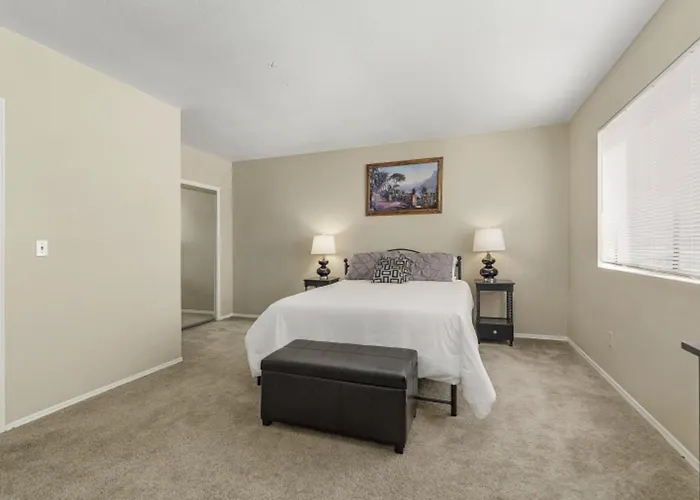 Holiday home Extended In Tucson! Dog-friendly Townhome