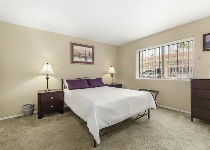 Extended In Tucson! Dog-friendly Townhome Tucson