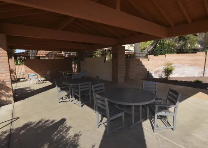 Extended In Tucson! Dog-friendly Townhome Tucson