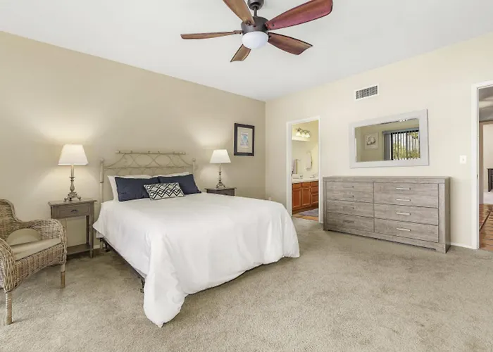 Extended In Tucson! Dog-friendly Townhome * Tucson